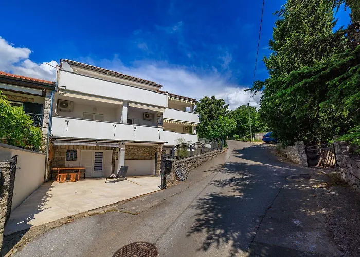 Helles Studio-apartment Nur 350 Meter Zum Mit Grill, Privatparkplatz, Liege 公寓 *